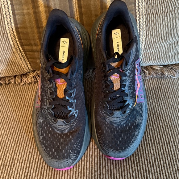 Ladies Hoka Mach 6 Sz 7.5 - Picture 2 of 8